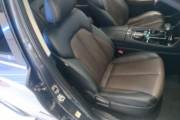 Used GAC Trumpchi GS5 2019 270T Automatic Elite Edition Right Front Seat