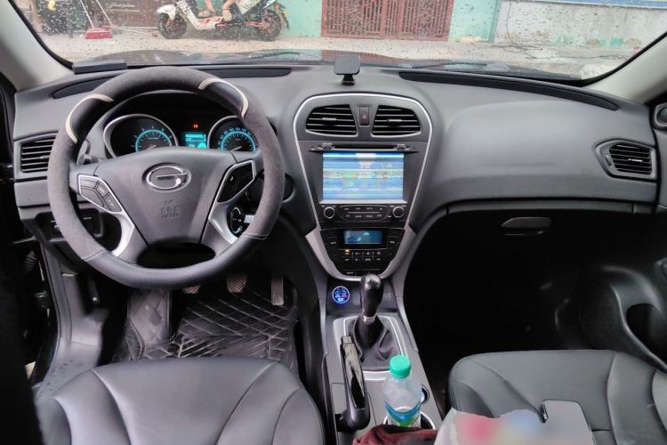 Used GAC Trumpchi GS5 2012 2.0L Manual Two-Wheel-Drive Anniversary Limited Edition Center Console