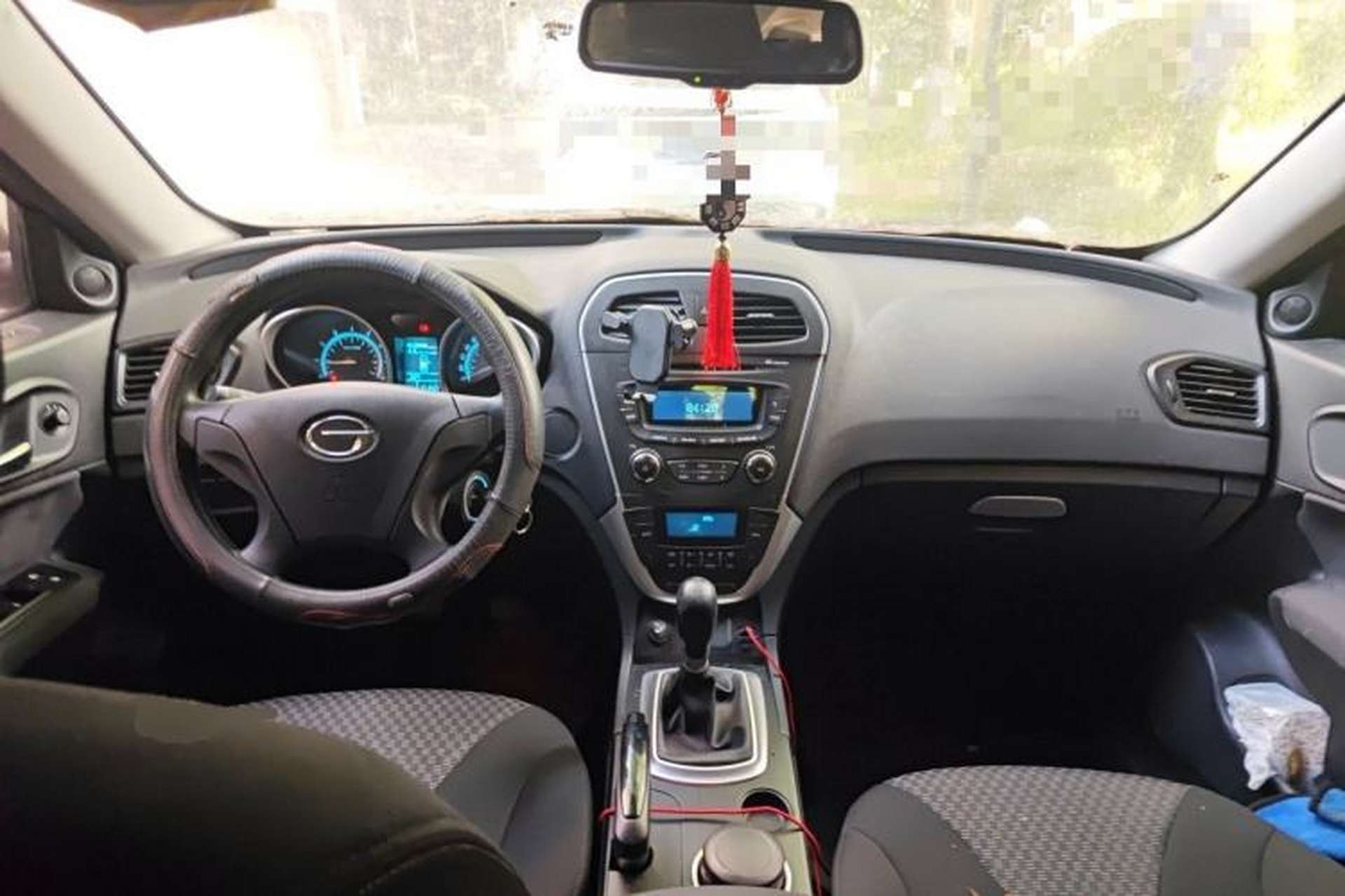 Used GAC Trumpchi GS5 2012 2.0L Manual Two-Wheel Drive Comfort Edition Center Console