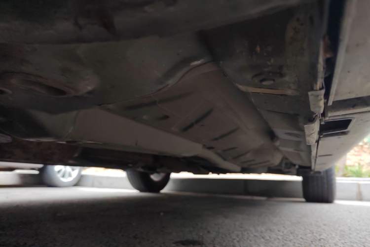 Used GAC Trumpchi GS5 2012 2.0L Manual Two-Wheel Drive Comfort Edition Chassis Front Left