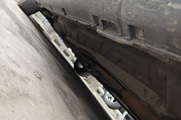 Used GAC Trumpchi GS5 2012 2.0L Manual Two-Wheel Drive Elite Edition Chassis Front Right