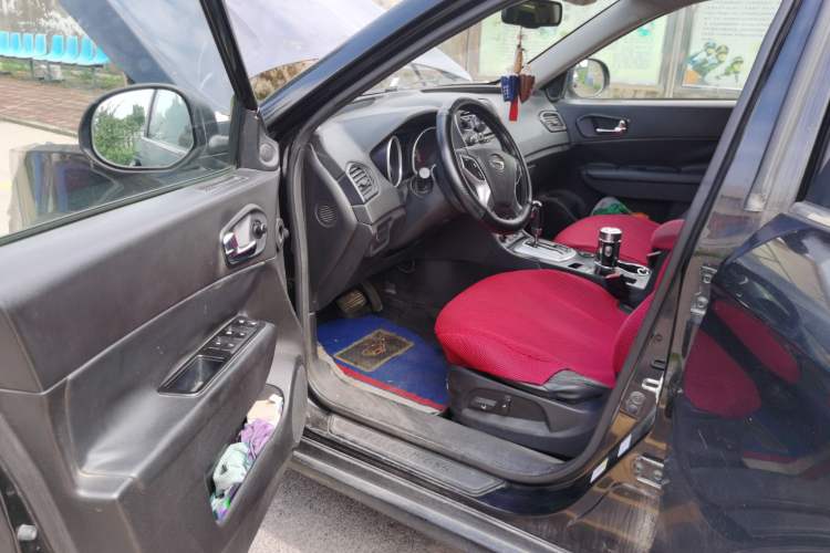Used GAC Trumpchi GS5 2012 2.0L Automatic Two-Wheel Drive Luxury Edition Driver Seat