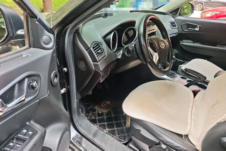 Used GAC Trumpchi GS5 2012 2.0L Manual Two-Wheel-Drive Anniversary Limited Edition Driver Seat