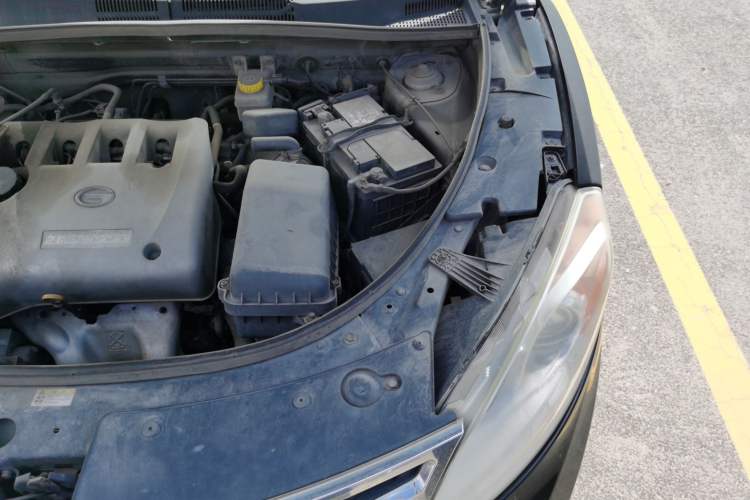 Used GAC Trumpchi GS5 2012 2.0L Automatic Two-Wheel Drive Luxury Edition Engine Bay Left