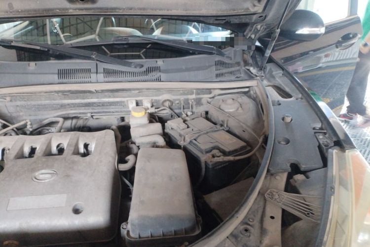 Used GAC Trumpchi GS5 2012 2.0L Manual Two-Wheel Drive Elite Edition Engine Bay Left