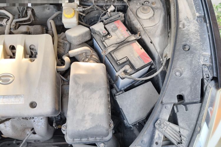 Used GAC Trumpchi GS5 2012 2.0L Automatic Two-Wheel Drive Luxury Edition Engine Bay Left