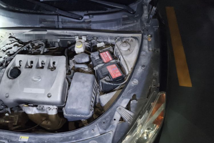 Used GAC Trumpchi GS5 2012 2.0L Automatic Two-Wheel Drive Anniversary Edition Engine Bay Left