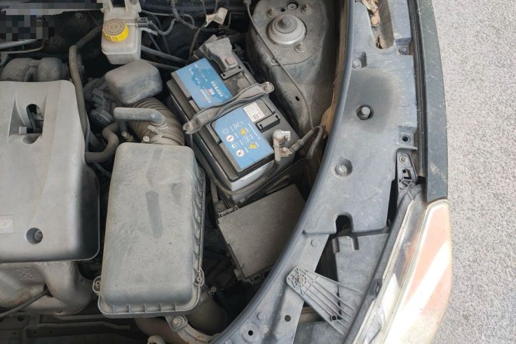 Used GAC Trumpchi GS5 2012 2.0L Automatic Two-Wheel Drive Anniversary Edition Engine Bay Left