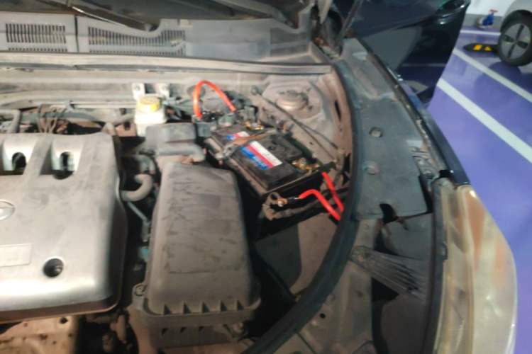 Used GAC Trumpchi GS5 2012 2.0L Manual Two-Wheel Drive Elite Edition Engine Bay Left