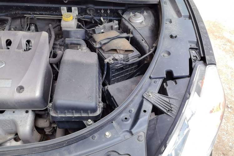 Used GAC Trumpchi GS5 2012 2.0L Manual Two-Wheel Drive Elite Edition Engine Bay Left