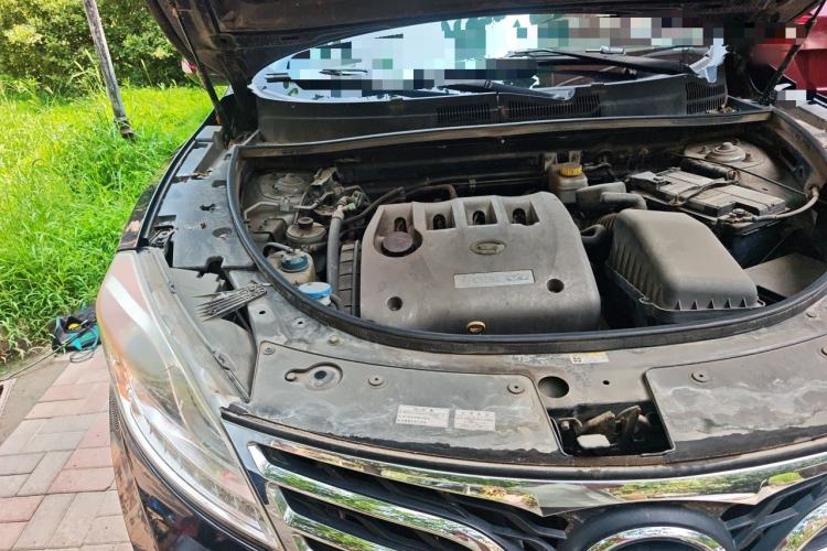 Used GAC Trumpchi GS5 2012 2.0L Manual Two-Wheel-Drive Anniversary Limited Edition Engine Bay Right