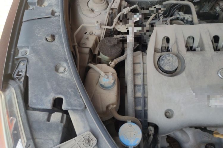 Used GAC Trumpchi GS5 2012 2.0L Automatic Two-Wheel Drive Anniversary Edition Engine Bay Right