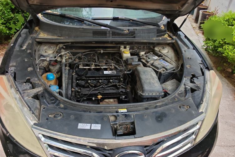 Used GAC Trumpchi GS5 2012 2.0L Automatic Two-Wheel Drive Elite Edition Engine Bay