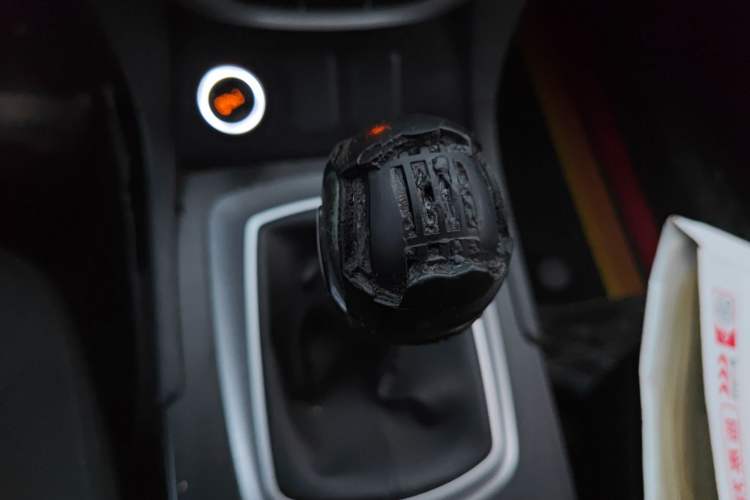 Used GAC Trumpchi GS5 2012 2.0L Manual Two-Wheel Drive Comfort Edition Gear Lever