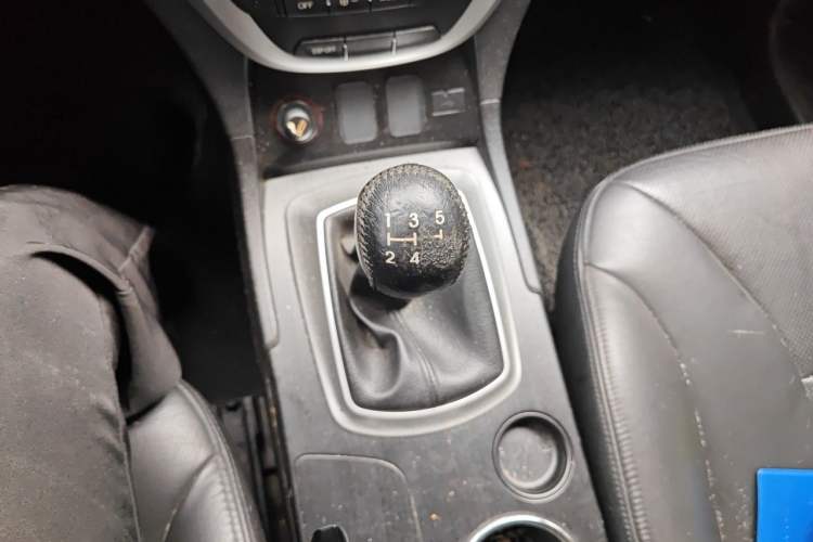 Used GAC Trumpchi GS5 2012 2.0L Manual Two-Wheel Drive Elite Edition Gear Lever