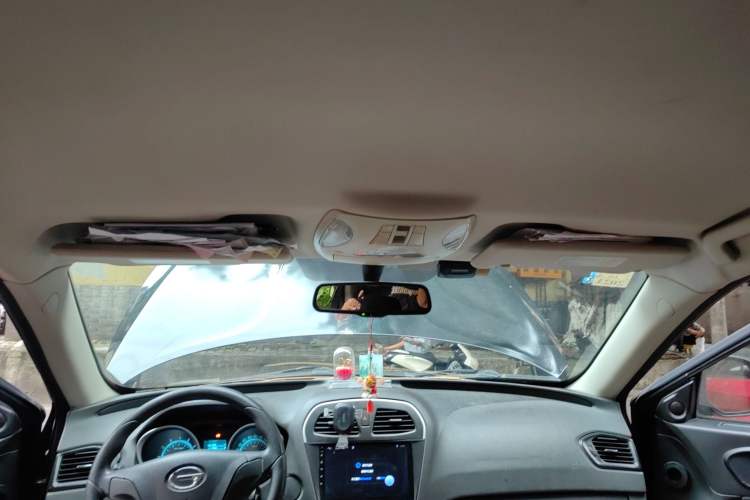 Used GAC Trumpchi GS5 2012 2.0L Manual Two-Wheel Drive Comfort Edition Headliner