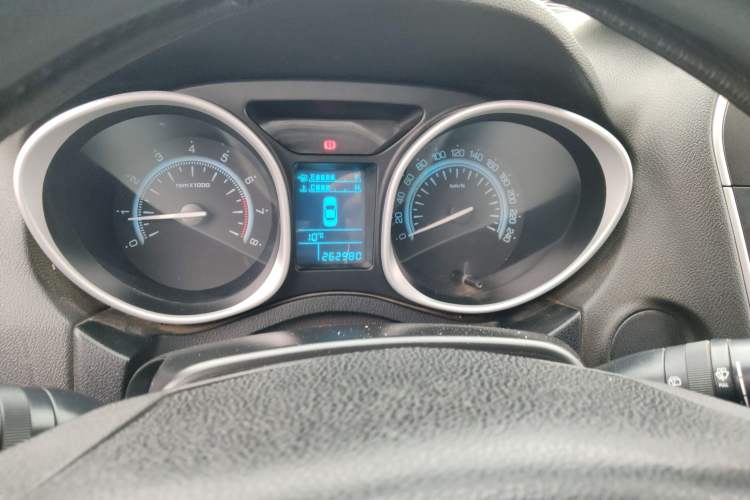 Used GAC Trumpchi GS5 2012 2.0L Manual Two-Wheel Drive Comfort Edition Instrument Cluster