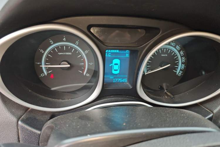 Used GAC Trumpchi GS5 2012 2.0L Manual Two-Wheel-Drive Anniversary Limited Edition Instrument Cluster