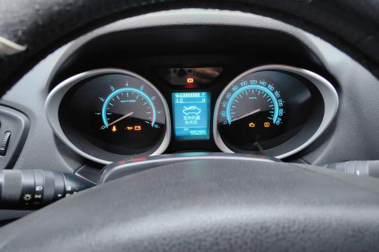 Used GAC Trumpchi GS5 2012 2.0L Manual Two-Wheel-Drive Anniversary Limited Edition Instrument Cluster