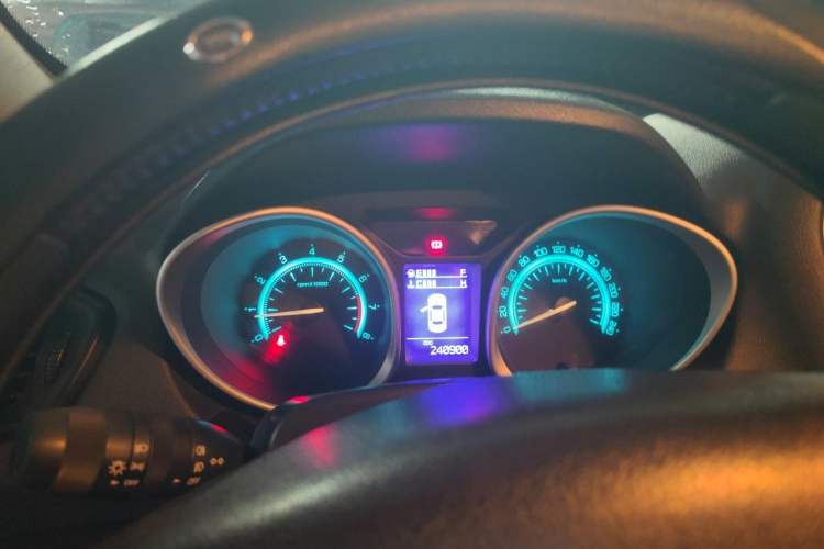 Used GAC Trumpchi GS5 2012 2.0L Manual Two-Wheel Drive Elite Edition Instrument Cluster