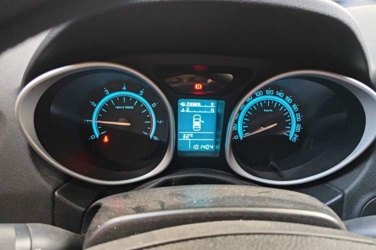 Used GAC Trumpchi GS5 2012 2.0L Manual Two-Wheel Drive Comfort Edition Instrument Cluster