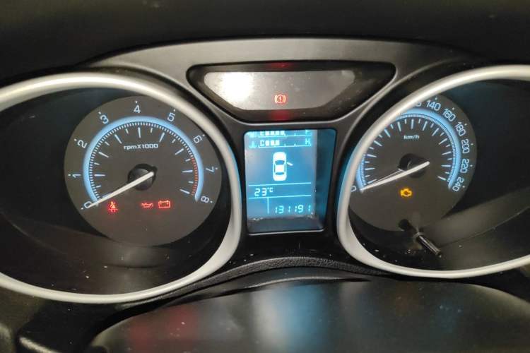 Used GAC Trumpchi GS5 2012 2.0L Manual Two-Wheel Drive Comfort Edition Instrument Cluster