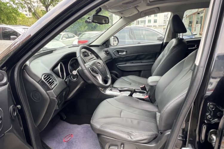 Used GAC Trumpchi GS5 2012 2.0L Automatic Two-Wheel Drive Anniversary Edition Interior 2