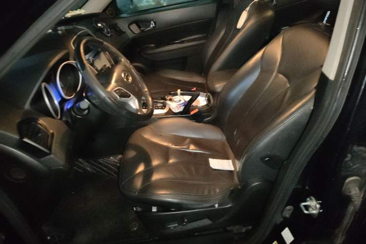 Used GAC Trumpchi GS5 2012 2.0L Automatic Two-Wheel Drive Anniversary Edition Left Front Seat