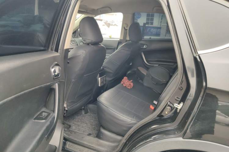 Used GAC Trumpchi GS5 2012 2.0L Manual Two-Wheel Drive Comfort Edition Left Rear Seat