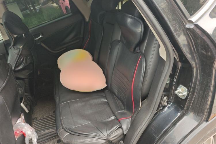 Used GAC Trumpchi GS5 2012 2.0L Manual Two-Wheel-Drive Anniversary Limited Edition Left Rear Seat