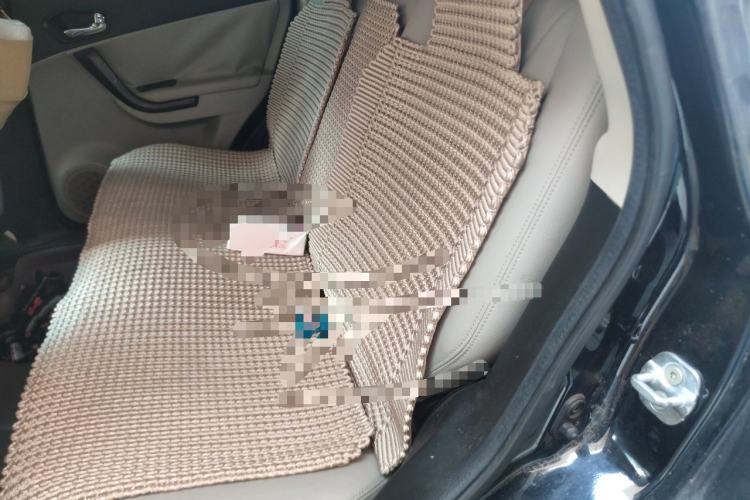 Used GAC Trumpchi GS5 2012 2.0L Automatic Two-Wheel Drive Anniversary Edition Left Rear Seat
