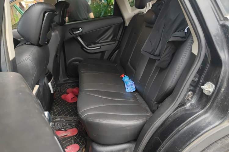 Used GAC Trumpchi GS5 2012 2.0L Automatic Two-Wheel Drive Anniversary Edition Left Rear Seat