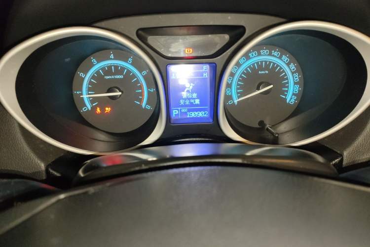 Used GAC Trumpchi GS5 2012 2.0L Automatic Two-Wheel Drive Anniversary Edition Odometer Close Up