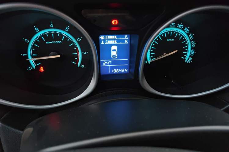 Used GAC Trumpchi GS5 2012 2.0L Manual Two-Wheel Drive Comfort Edition Odometer Close Up