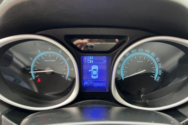 Used GAC Trumpchi GS5 2012 2.0L Automatic Two-Wheel Drive Anniversary Edition Odometer Close Up