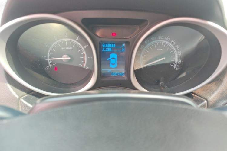 Used GAC Trumpchi GS5 2012 2.0L Manual Two-Wheel Drive Elite Edition Odometer Close Up