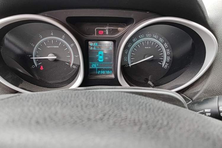 Used GAC Trumpchi GS5 2012 2.0L Manual Two-Wheel Drive Comfort Edition Odometer Close Up