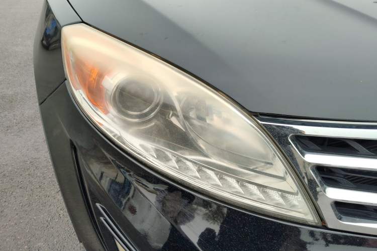 Used GAC Trumpchi GS5 2012 2.0L Manual Two-Wheel Drive Comfort Edition Right Front Headlight