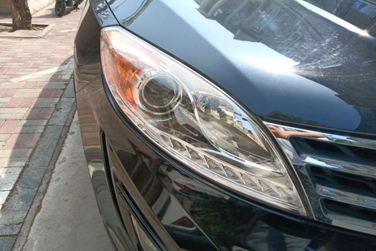 Used GAC Trumpchi GS5 2012 2.0L Manual Two-Wheel Drive Comfort Edition Right Front Headlight