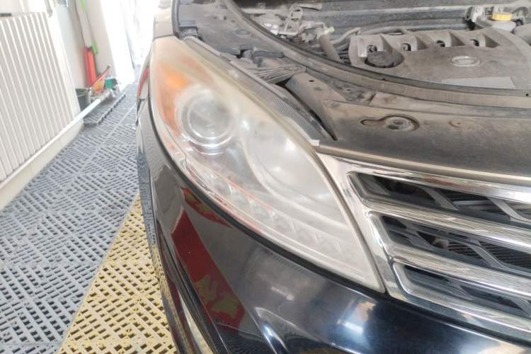 Used GAC Trumpchi GS5 2012 2.0L Manual Two-Wheel Drive Elite Edition Right Front Headlight