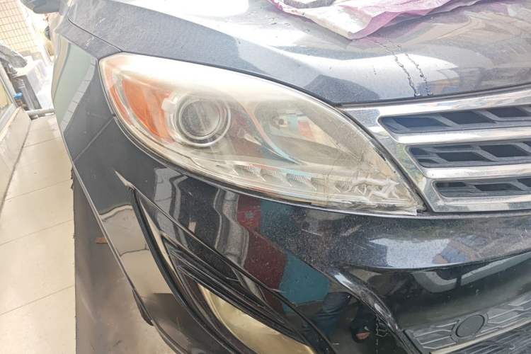 Used GAC Trumpchi GS5 2012 2.0L Manual Two-Wheel Drive Elite ESP Version Right Front Headlight