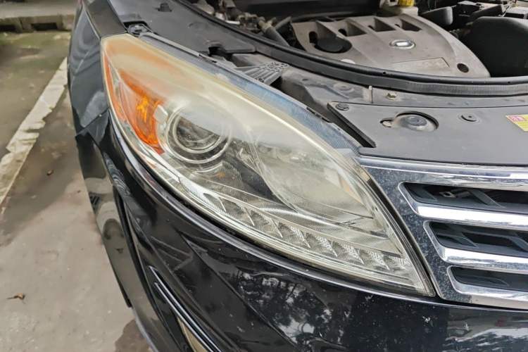 Used GAC Trumpchi GS5 2012 2.0L Manual Two-Wheel Drive Elite Edition Right Front Headlight