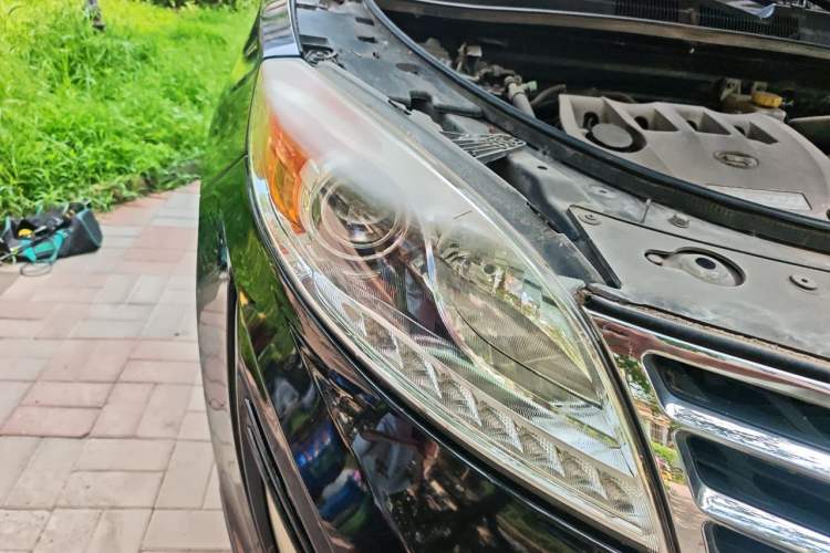 Used GAC Trumpchi GS5 2012 2.0L Manual Two-Wheel-Drive Anniversary Limited Edition Right Front Headlight