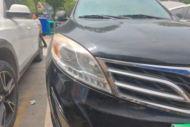Used GAC Trumpchi GS5 2012 2.0L Manual Two-Wheel Drive Elite Edition Right Front Headlight