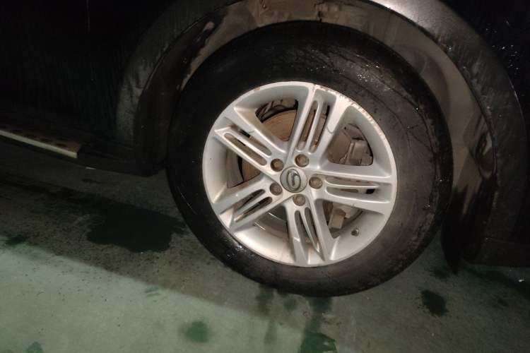 Used GAC Trumpchi GS5 2012 2.0L Automatic Two-Wheel Drive Anniversary Edition Right Front Wheel Hub