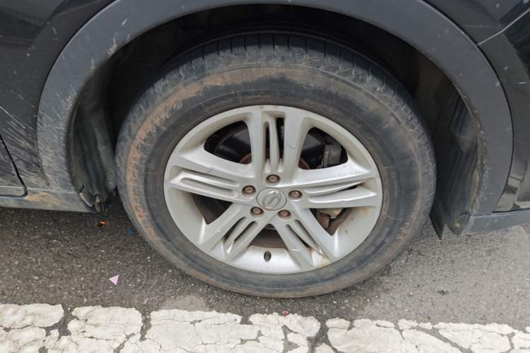 Used GAC Trumpchi GS5 2012 2.0L Manual Two-Wheel Drive Comfort Edition Right Front Wheel Hub
