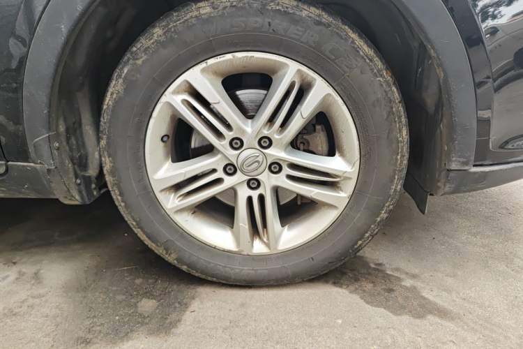 Used GAC Trumpchi GS5 2012 2.0L Manual Two-Wheel Drive Elite Edition Right Front Wheel Hub