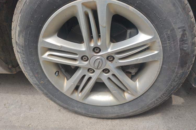 Used GAC Trumpchi GS5 2012 2.0L Manual Two-Wheel Drive Elite Edition Right Front Wheel Hub