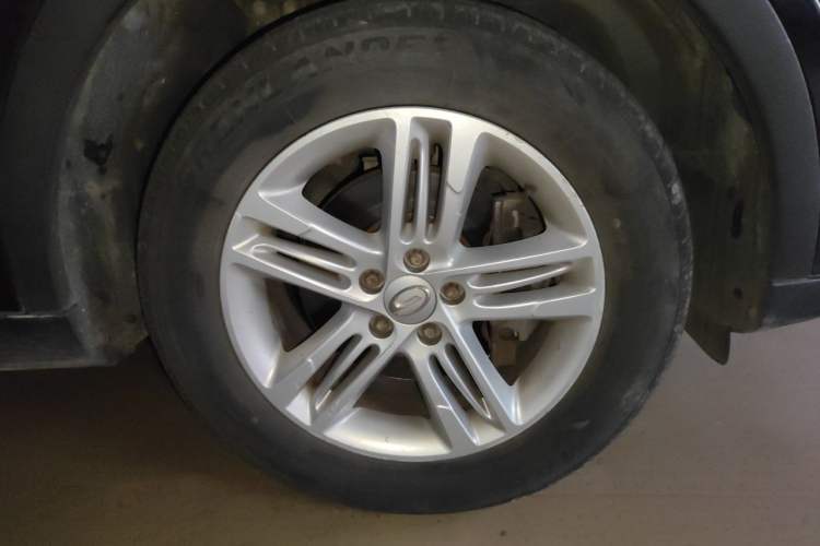 Used GAC Trumpchi GS5 2012 2.0L Manual Two-Wheel Drive Comfort Edition Right Front Wheel Hub