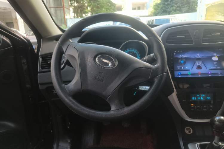 Used GAC Trumpchi GS5 2012 2.0L Manual Two-Wheel Drive Comfort Edition Steering Wheel